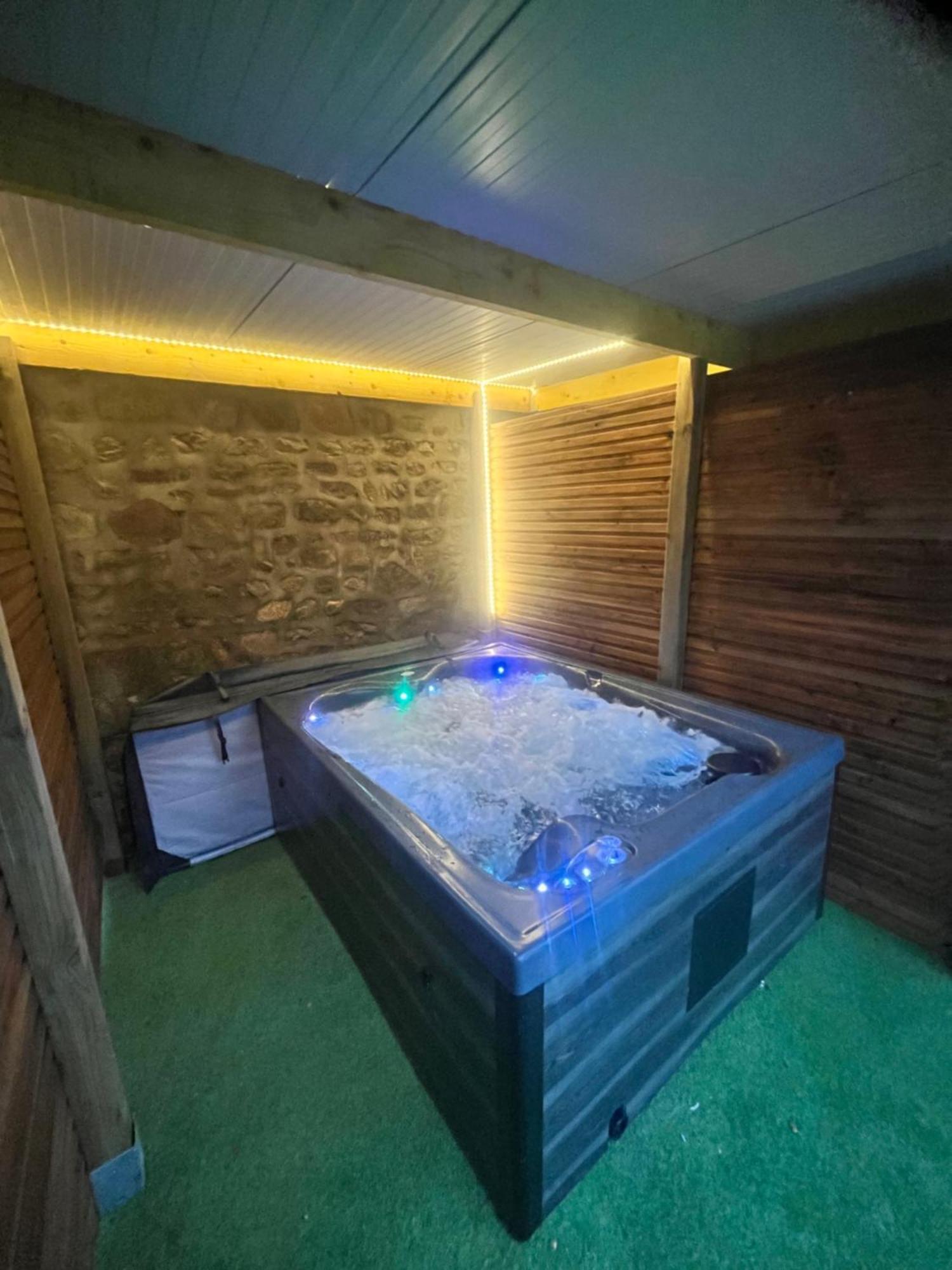 Beau Loft Proche Mont Saint Michel Jaccuzi Illimite En Plein Centre *