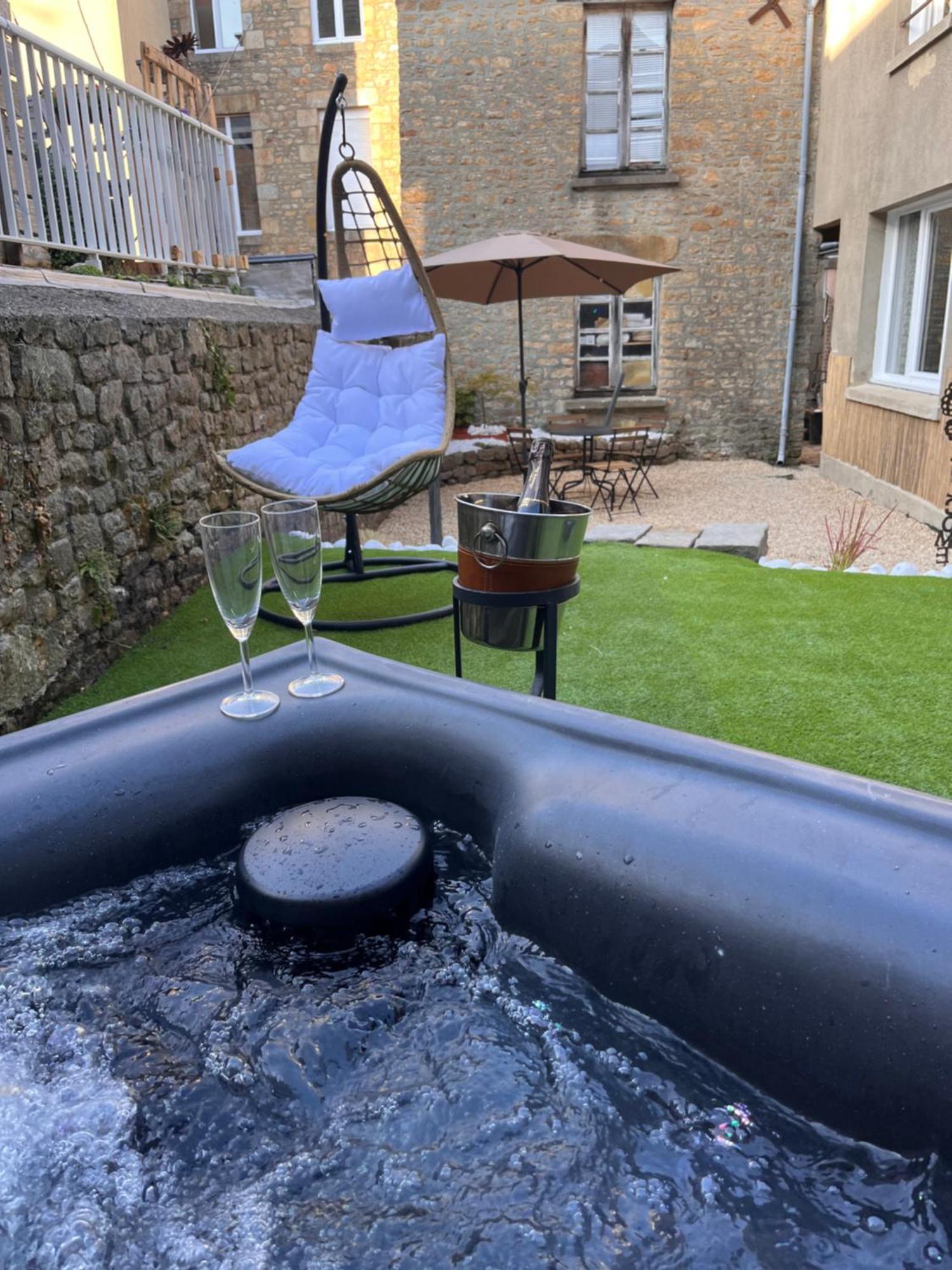 Beau Loft Proche Mont Saint Michel Jaccuzi Illimite En Plein Centre *